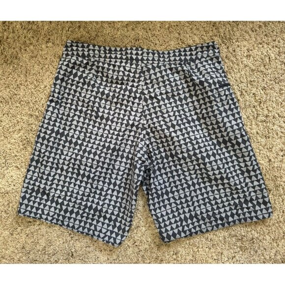 PATAGONIA Gray Black Board Swim Shorts Surf Beach Hawaiian Outdoor Sz 36 - Picture 6 of 9